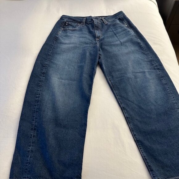 AG Hattie jeans  --wore one time - Picture 1 of 10